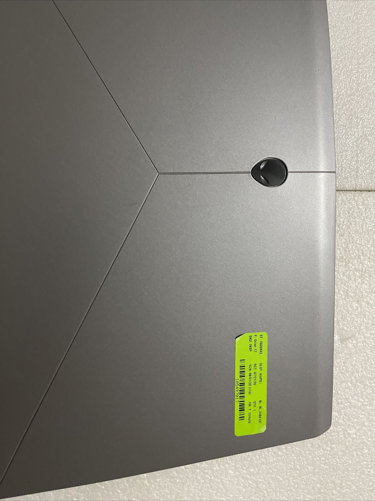 Genuine Dell Alienware M17 17.3" Laptop LCD Back Cover Camera 7R35P 07R35P H1 A2