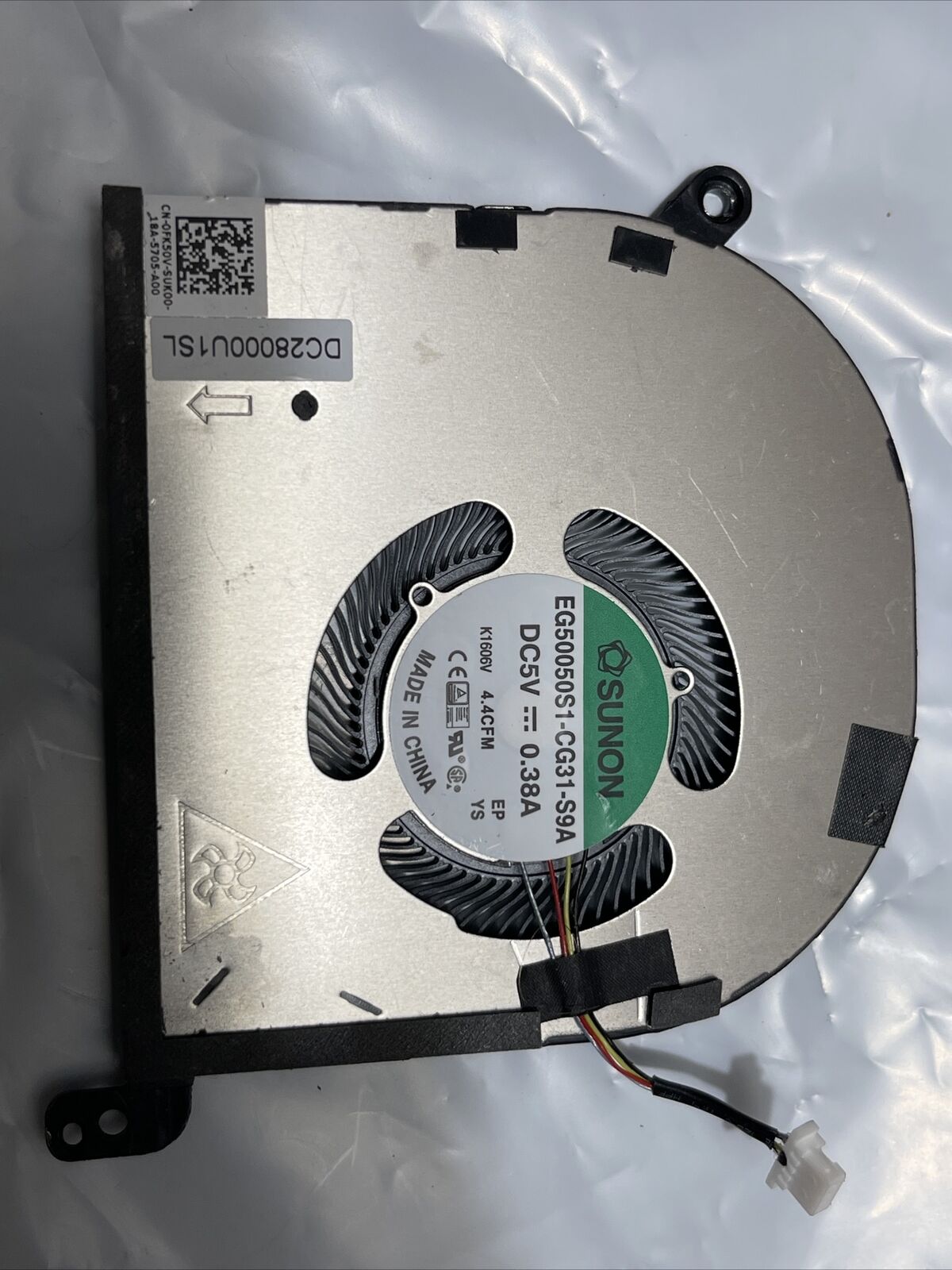 Genuine Dell XPS 15 9510 Precision 5560 COOLING FAN 0FK50V FK50V P2