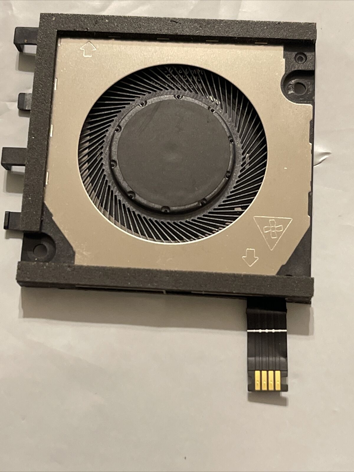 Genuine DELL  latitude 7320 CPU FAN  PGV79 0PGV79 P5
