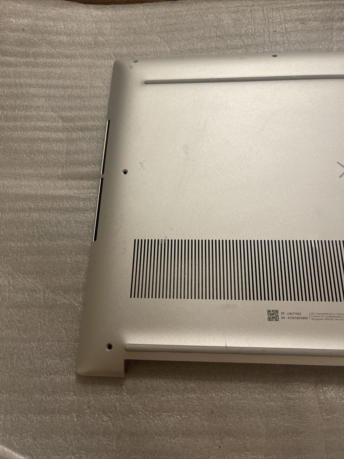 Genuine Dell  XPS 15 (9500) Bottom Base Metal Cover KVD7H 0KVD7H DWT74 0DWT74 C4