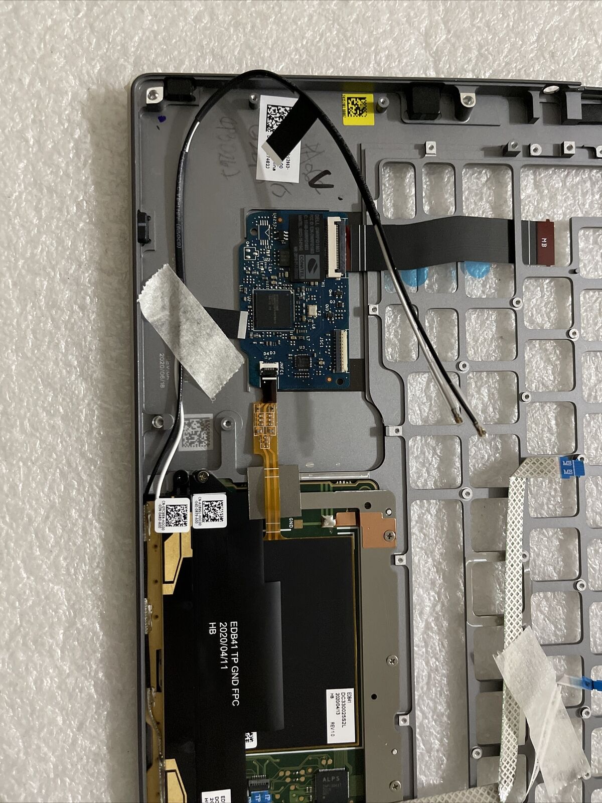 Dell Latitude 9410 2-in-1 Laptop Palmrest Touchpad Smart card  7482J 07482J H2A1