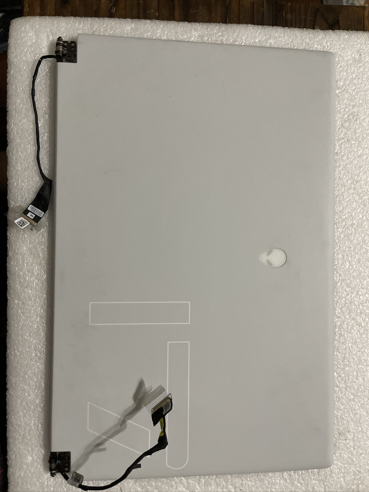 Defective Broken Dell Alienware X17 R2  17.3 FHD LCD Screen  3D2FF PXH4R R8 S7