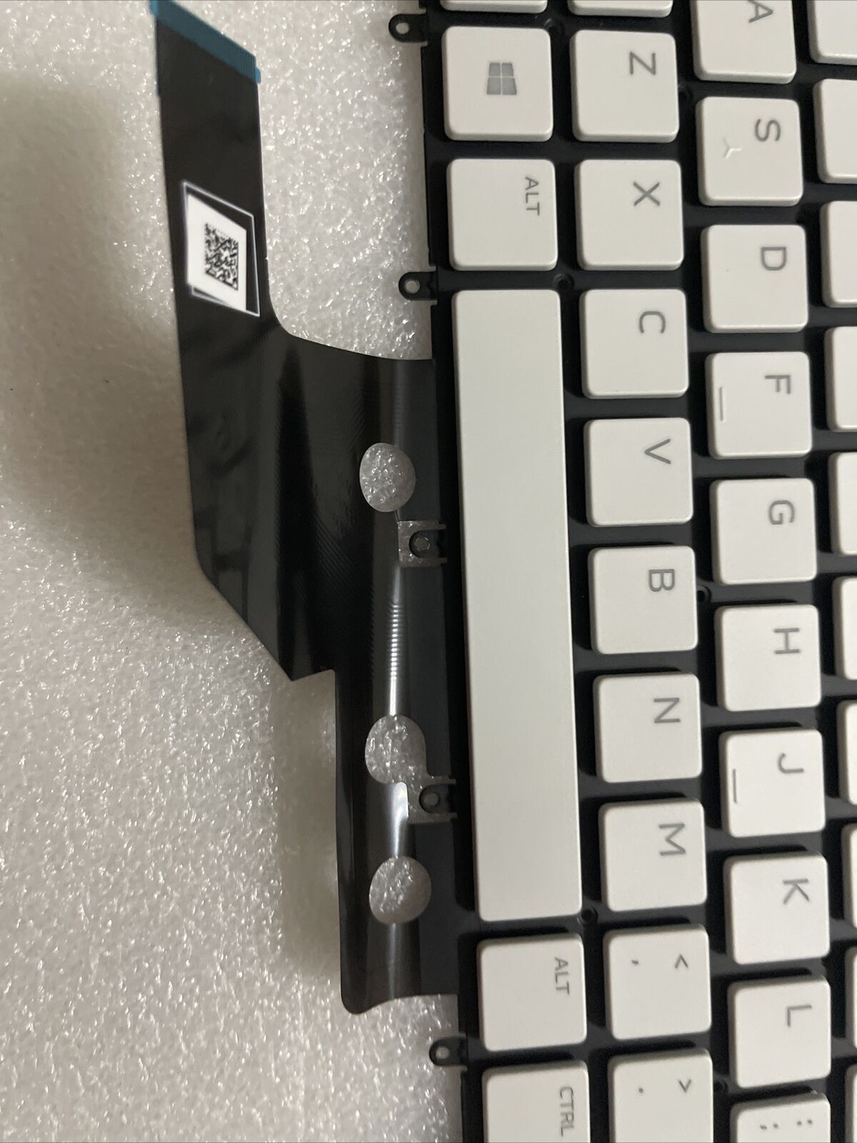 Genuine Dell Alienware M15 R2 Lunar Light RGB Laptop Keyboard Y79F6 00T44R N1 B4