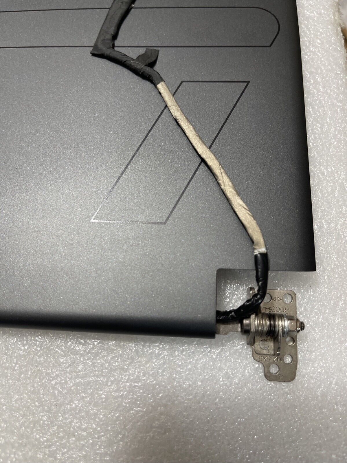 Dell Alienware m17 R5 AMD 165Hz FHD LCD Screen  DY3T6 35CVT H6F3