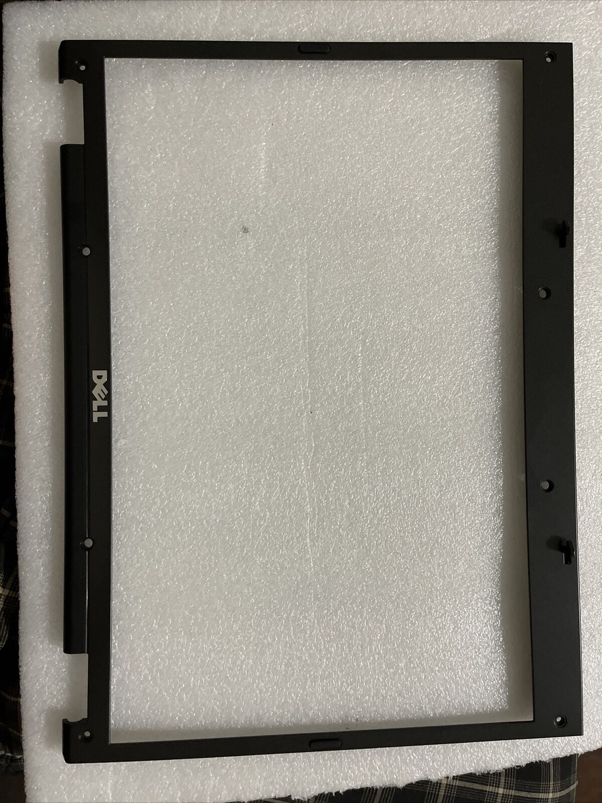 New GENUINE OEM DELL LCD DISPLAY BEZEL VOSTRO 1720 PP36X Y193C H1 N4