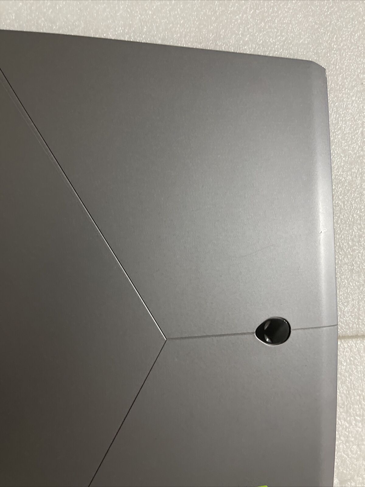 Genuine Dell Alienware M17 17.3" Laptop LCD Back Cover Camera 7R35P 07R35P H1 A2