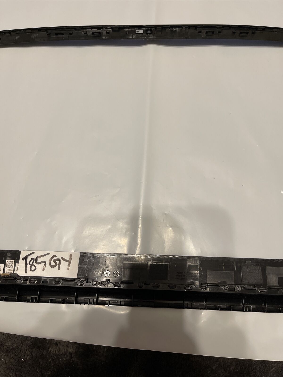 Genuine Dell OEM Inspiron 3780 17.3" Front Trim LCD Bezel T85GY 0T85GY N1