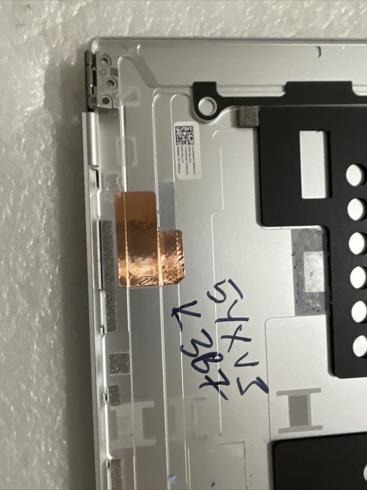 Dell XPS Plus 9320 OLED LCD Back Cover Hinges  Platinum  29WPH 5YXVJ K3 B7