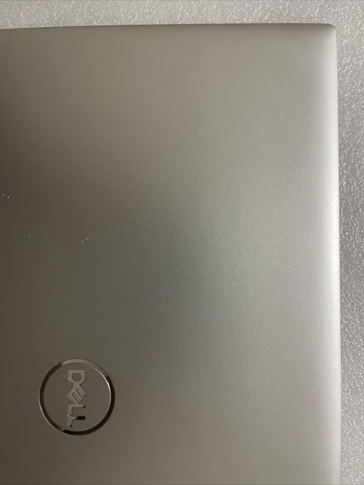 Defective DELL INSPIRON 7706 2in1 17.3" QHD+ Lcd Silver TOUCHSCREEN 7TD3M P6 S7
