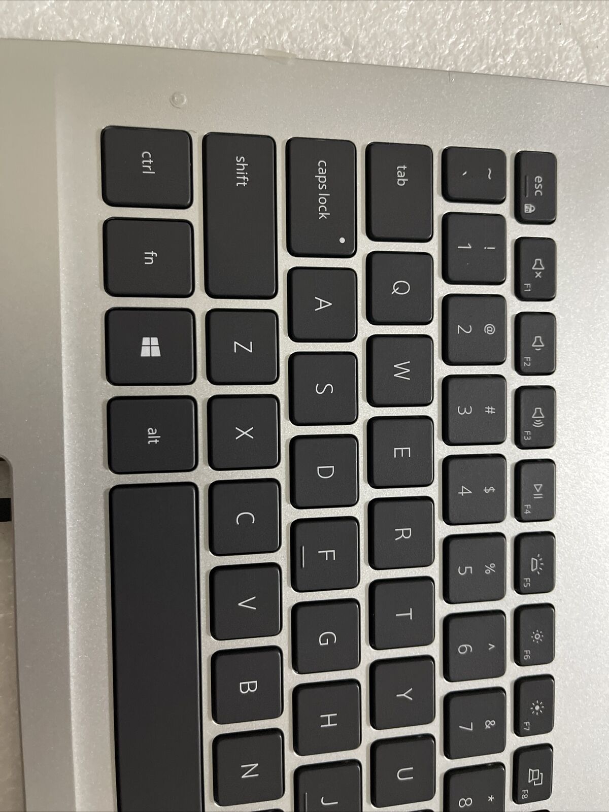 Dell Inspiron 5593 Palmrest Backlit US Eng Keyboard W Type-C 07G0RN 7G0RN R8 P5