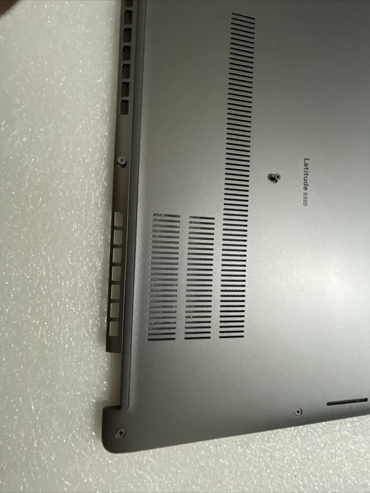 Genuine OEM Dell Latitude 5320 E5320 Bottom  Base Lower Cover 98GR5 007N8 H1 B6