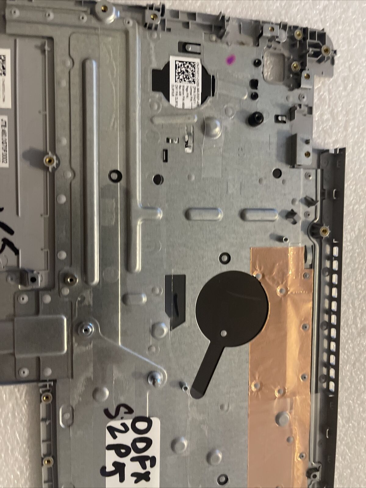Dell Inspiron 15 5584 Laptop Palmrest Spanish Backlit Keyboard D27G0 DFX5J S2 P5