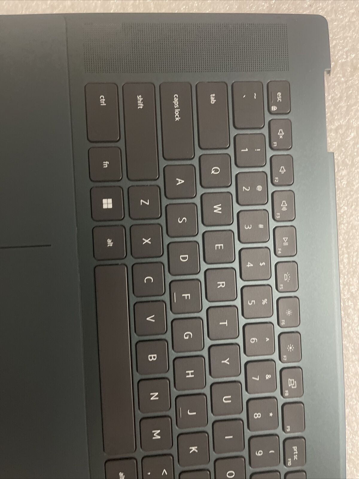 DELL INSPIRON 7620 2in1 Laptop PALMREST US BCL KEYBOARD HH9P4 KaP4 Dented Corner