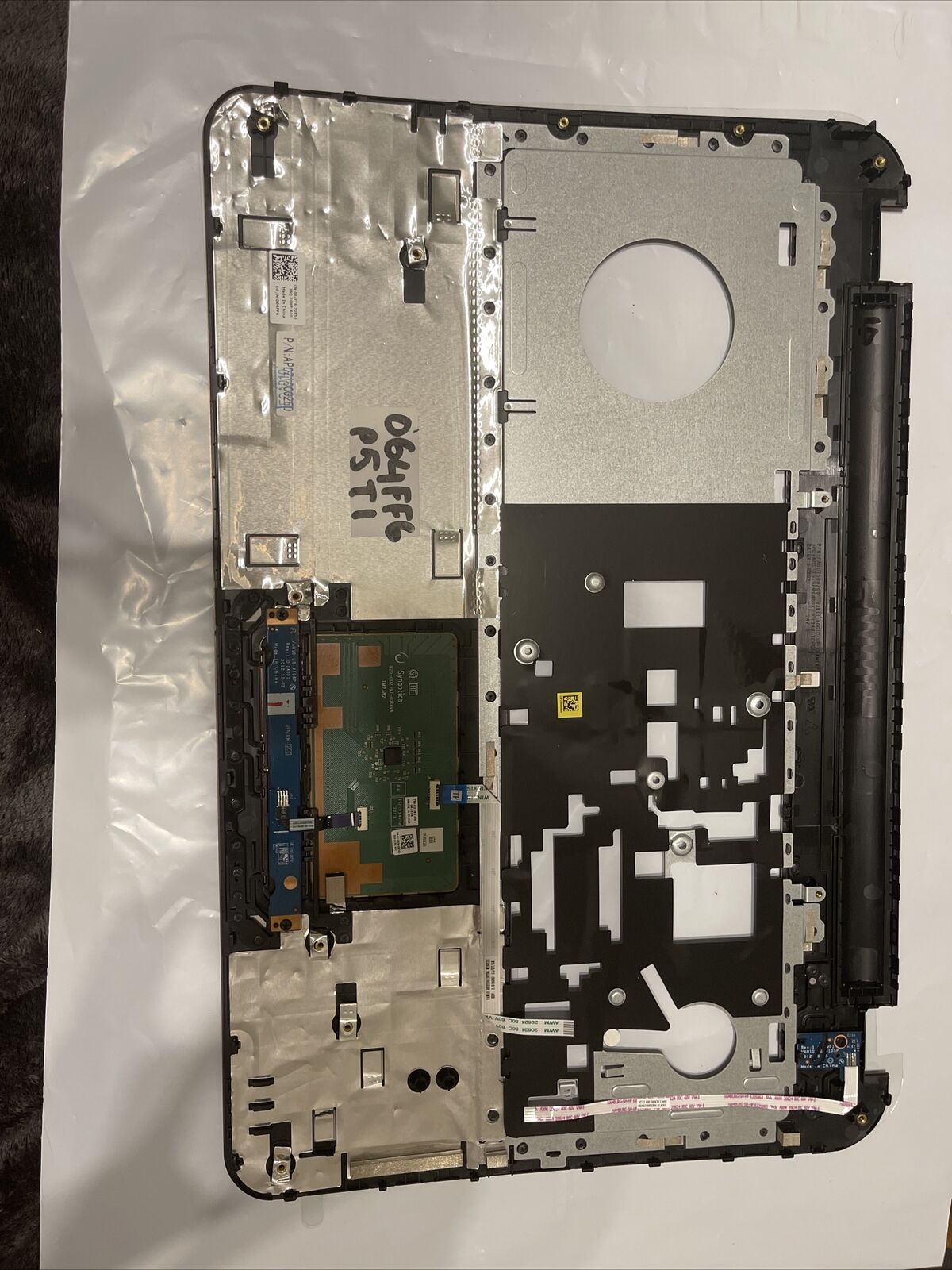 DELL INSPIRON M731R-5735 17.3" PALMREST W/ TOUCHPAD BROWN -TXA01- 064FF6 P5 T1