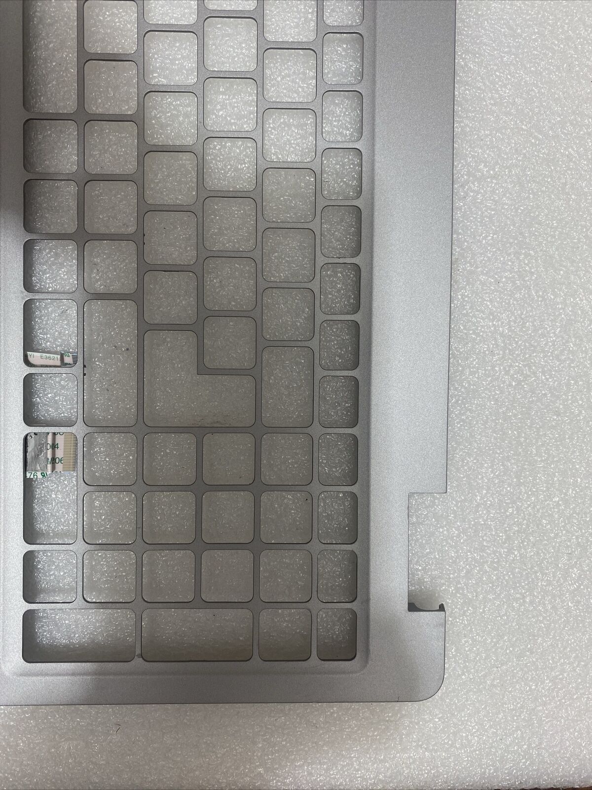 Dell Latitude 5520 Precision 3560 Laptop Palmrest Touchpad DDMHF 09CM3 SD A1