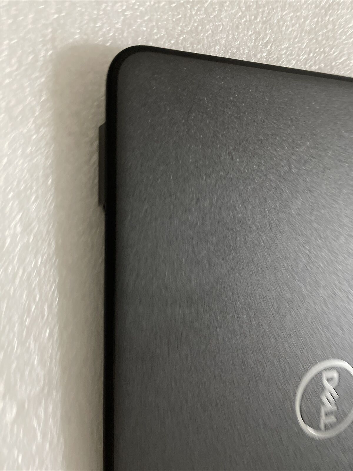 GENUINE DELL LATITUDE 3300 LCD BACK COVER 2F8T9 H1 A3 Missing Hinge cover