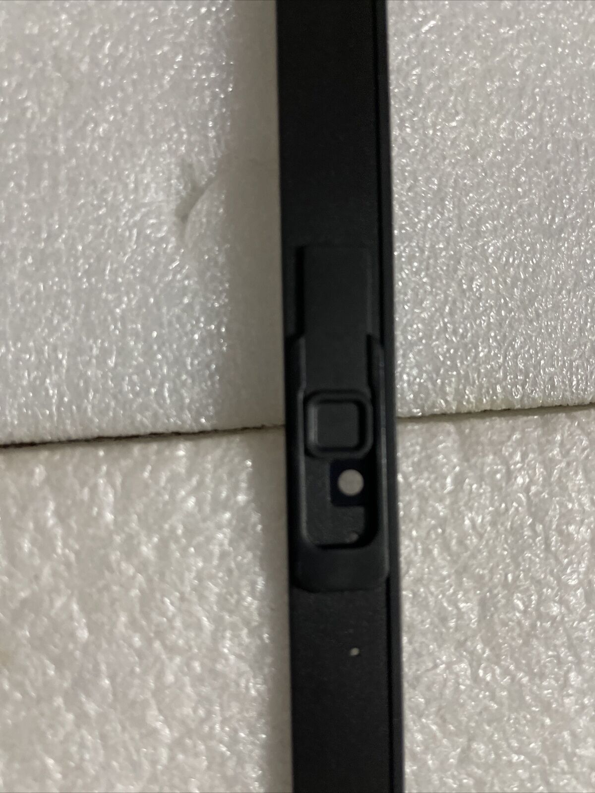 New Genuine Dell OEM Latitude 7480 7490 14" LCD BEZEL CAMERA HOLE 3WMTY H1 N3