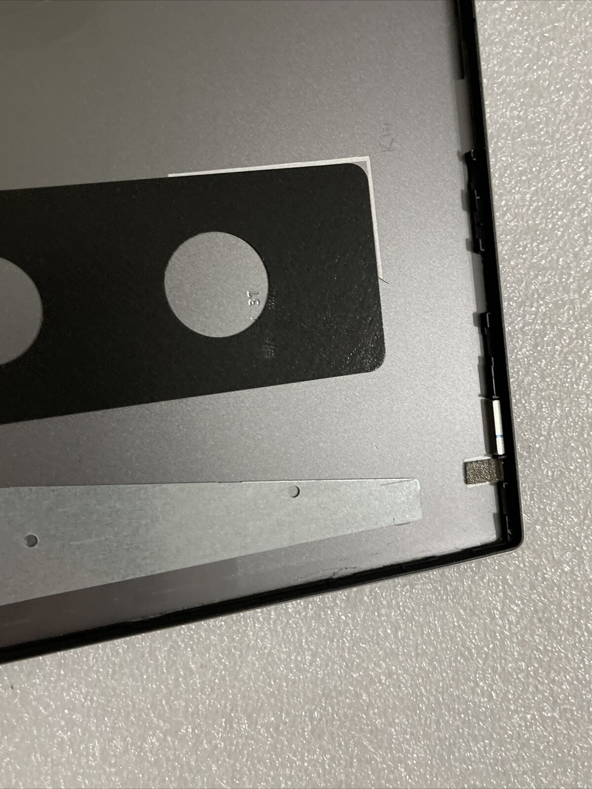 Dell OEM Inspiron 5400 5406 7405 2-in-1 LCD Back Top Cover Gray 06Y0MV H2A3 Dent