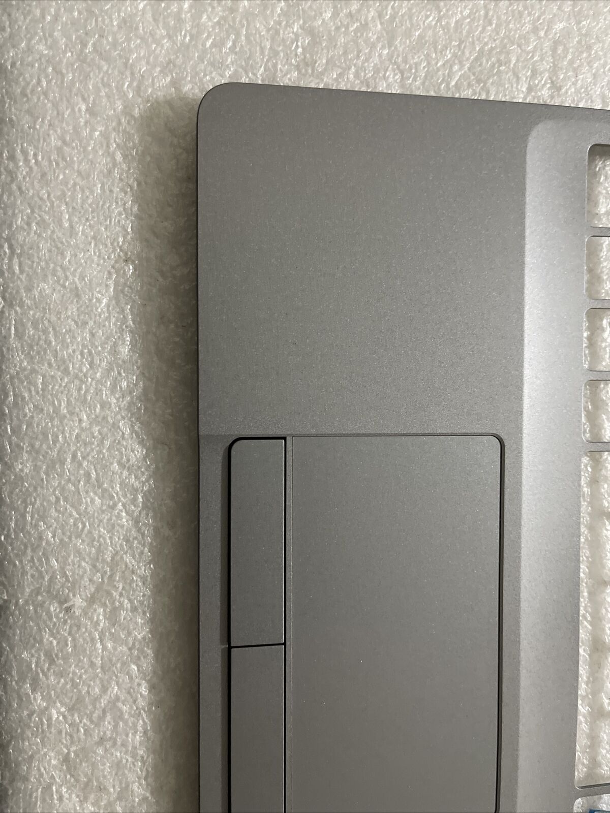 Dell Latitude 5510/Precision 3550 Laptop Palmrest Touchpad  A1999A H4 A1