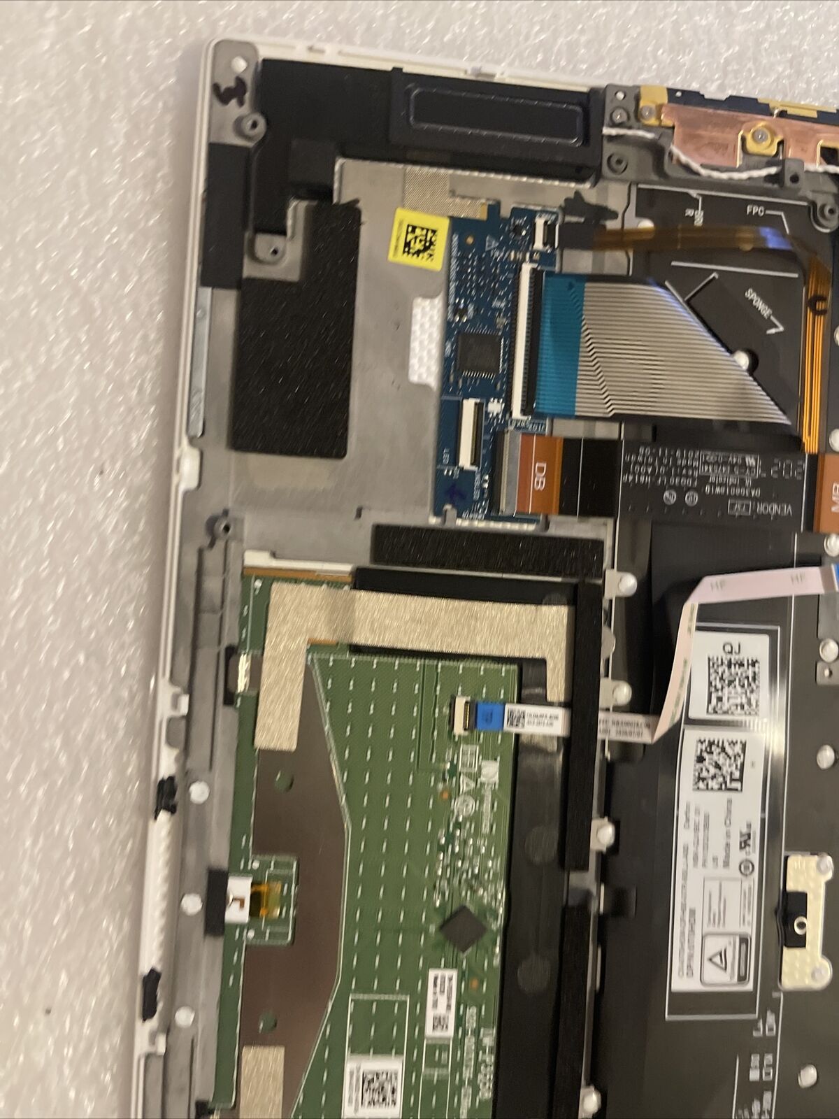 New Oem Dell XPS 9300 Palmrest US Keyboard Touchpad Speakers Extras GT8XM H1 B2