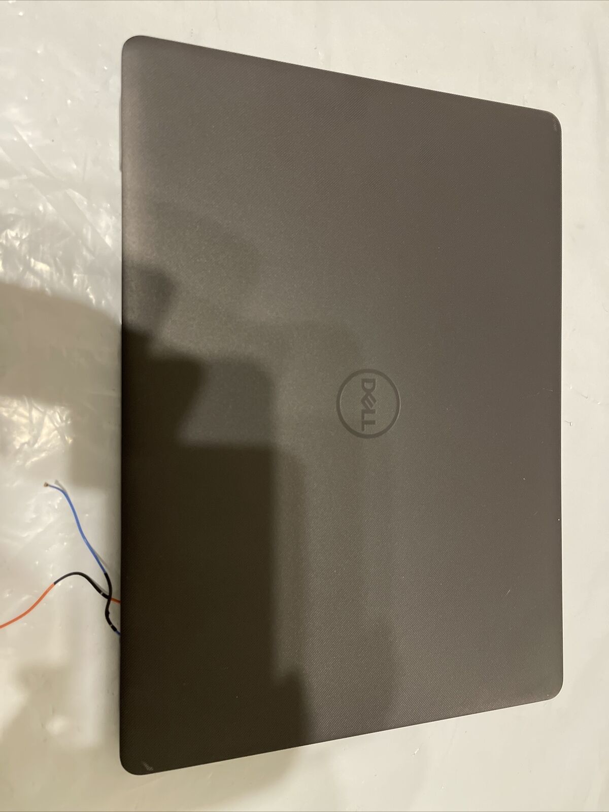 Genuine DELL Vostro 3501 top lid Cover  without hinges 0Y5X09  Y5X09 C2 P1