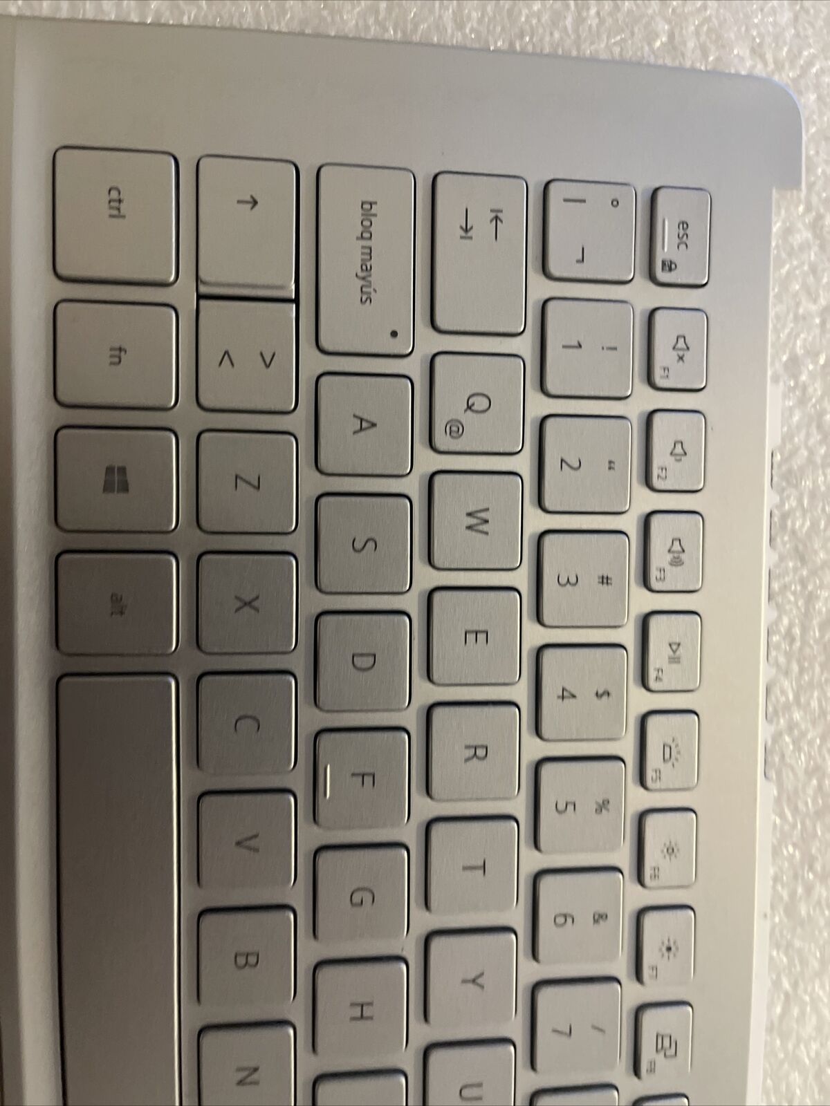 Dell Inspiron 13 5390 5391 Palmrest Spanish Backlit keyboard 6G6YK R18HX S1P5