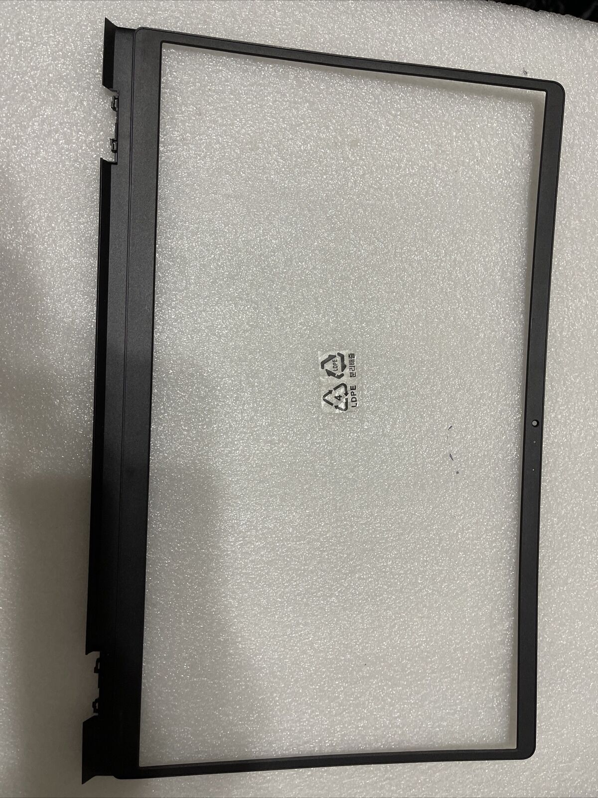 Genuine Dell Inspiron 3510 3511 3515  15.6" LCD Front Bezel 9WC73 N4