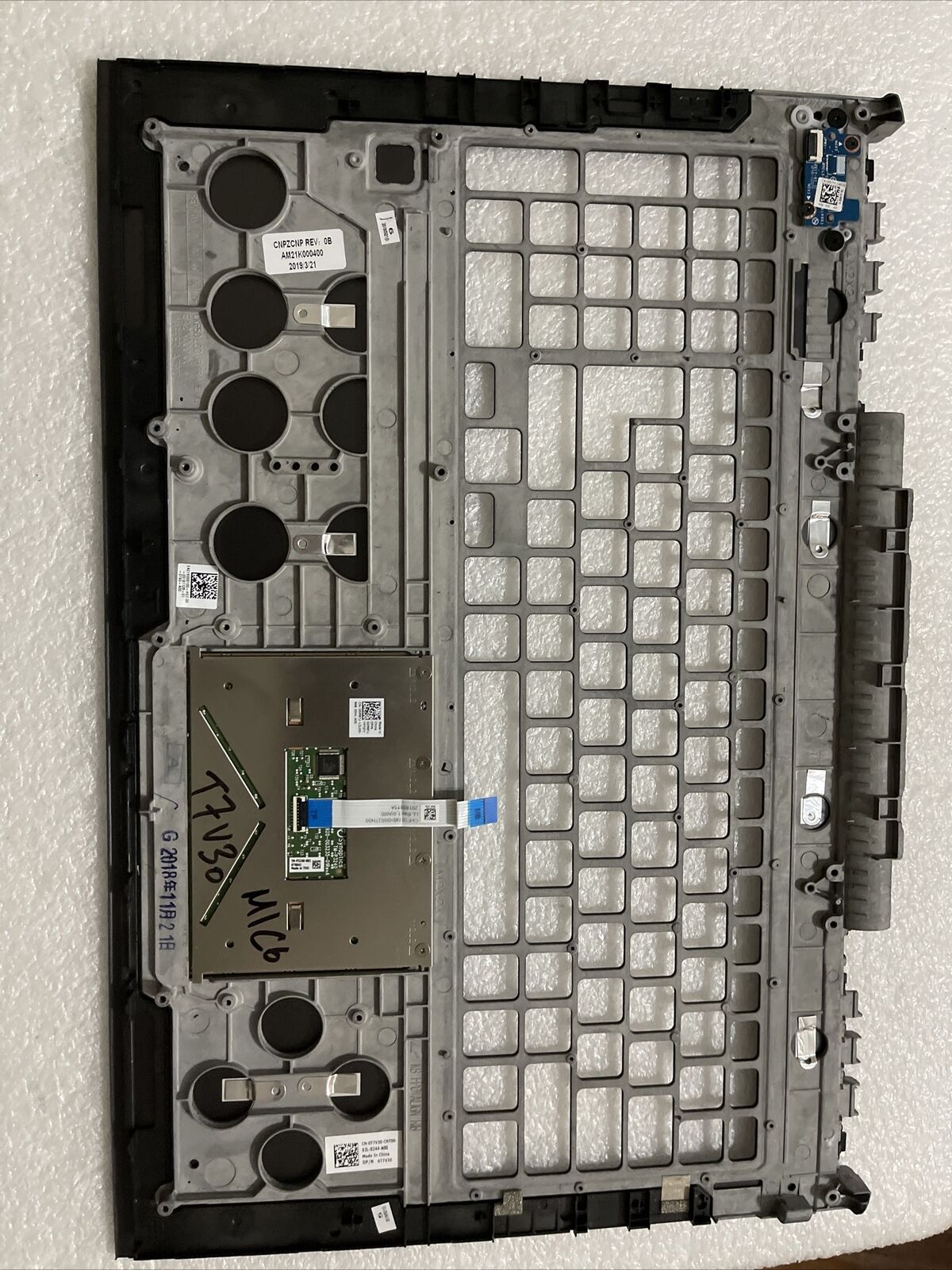 GENUINE Dell Inspiron 15 7577 7587 Palmrest AM21K000400 0T7V30 T7V30 M1 C6 A1