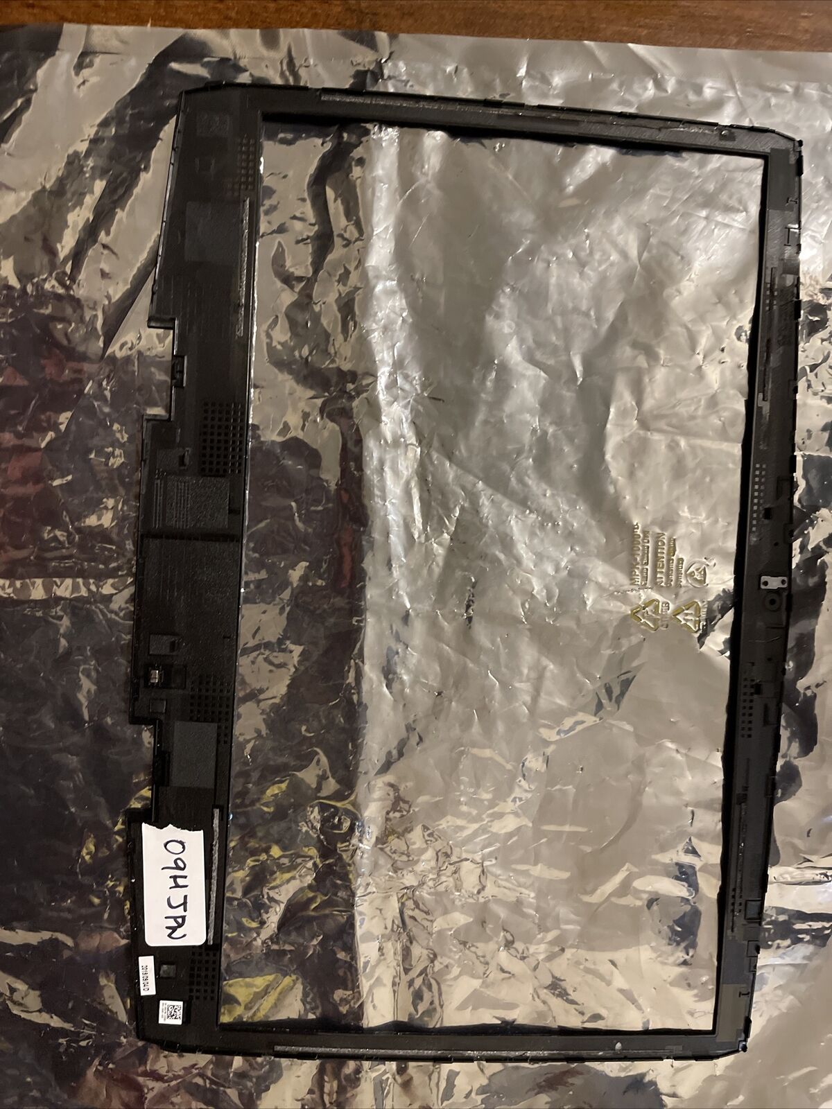 OEM Dell Alienware M17 R1 R2 ALW17M LCD Bezel Front Screen 9HJPW 09HJPW Grade A