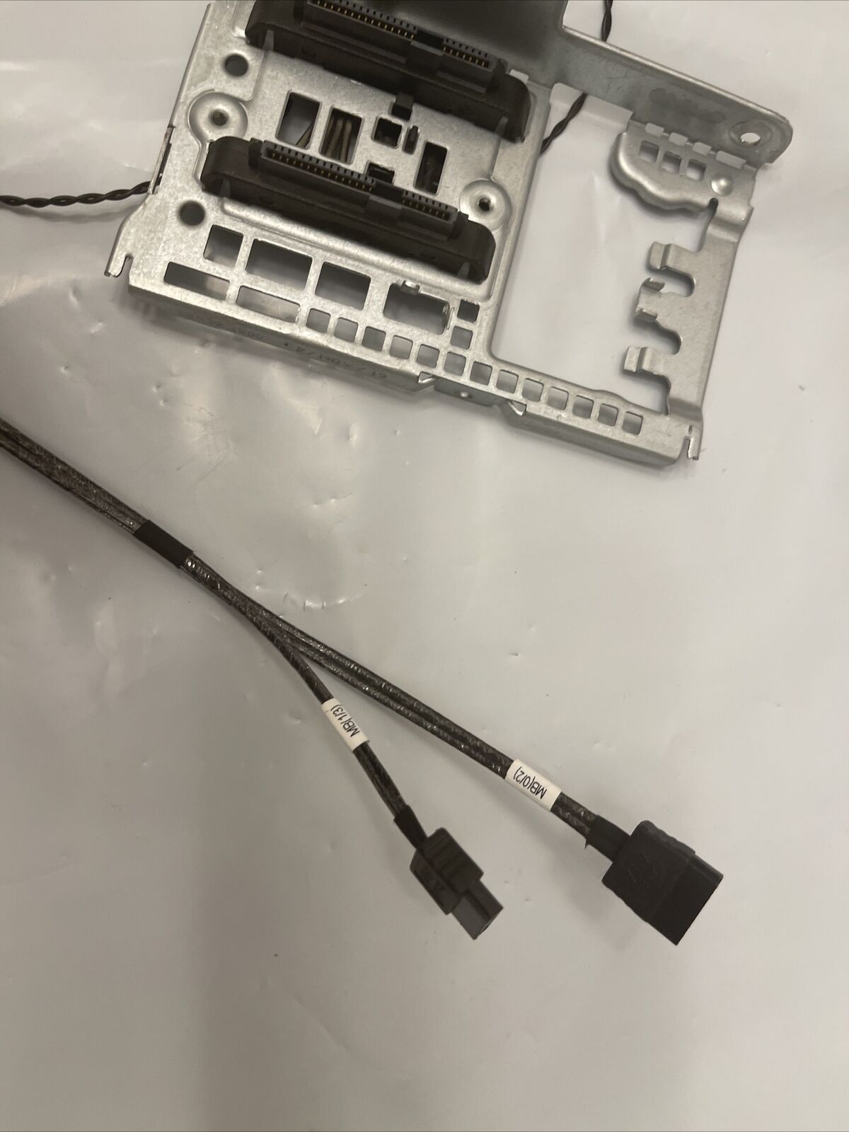 Dell TNNVP 0TNNVP Precision T5820 T7820 HDD Backplane w/ Bracket M5CHV 0M5CHV