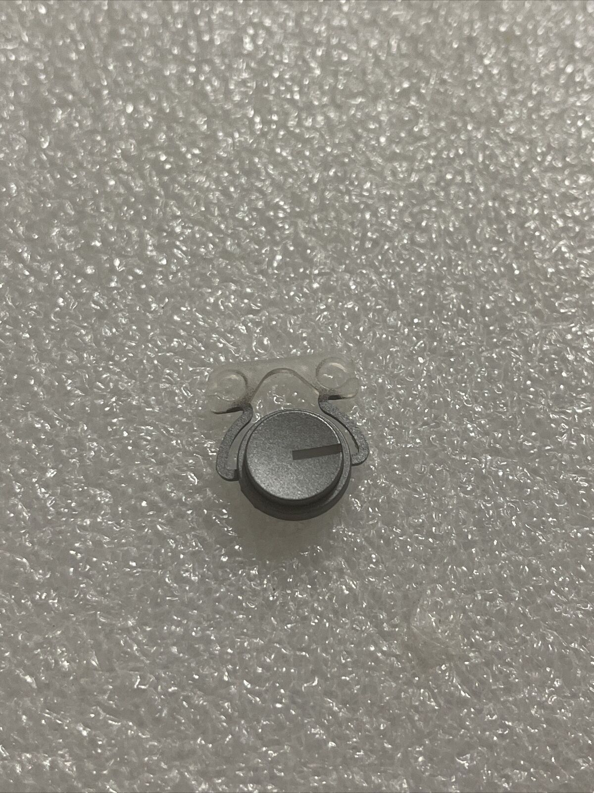 Genuine Dell Latitude  7400 Plastic Power Button Cover gray 762CW 0762CW N1 B1