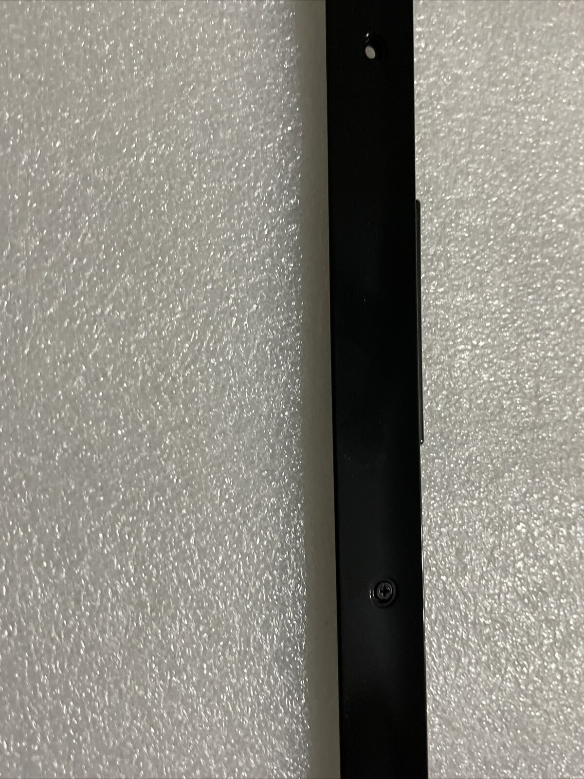 New Genuine Dell Inspiron LCD Front Bezel Cover 1545 1546 Shell 0N646J 0M685J H1