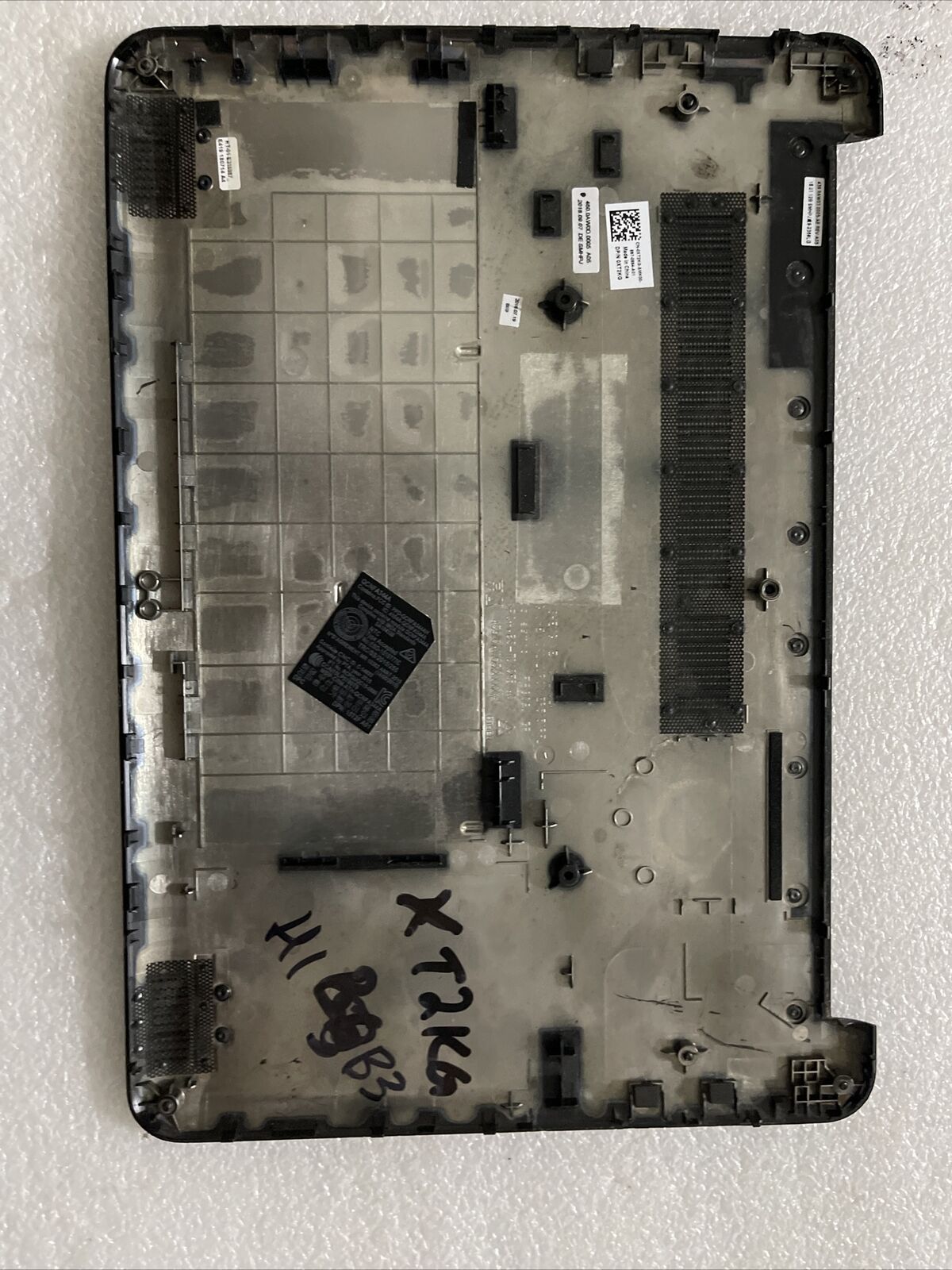 Genuine Dell Latitude 13 3380 Laptop Bottom Base Cover Black XT2KG 0XT2KG H1 B3