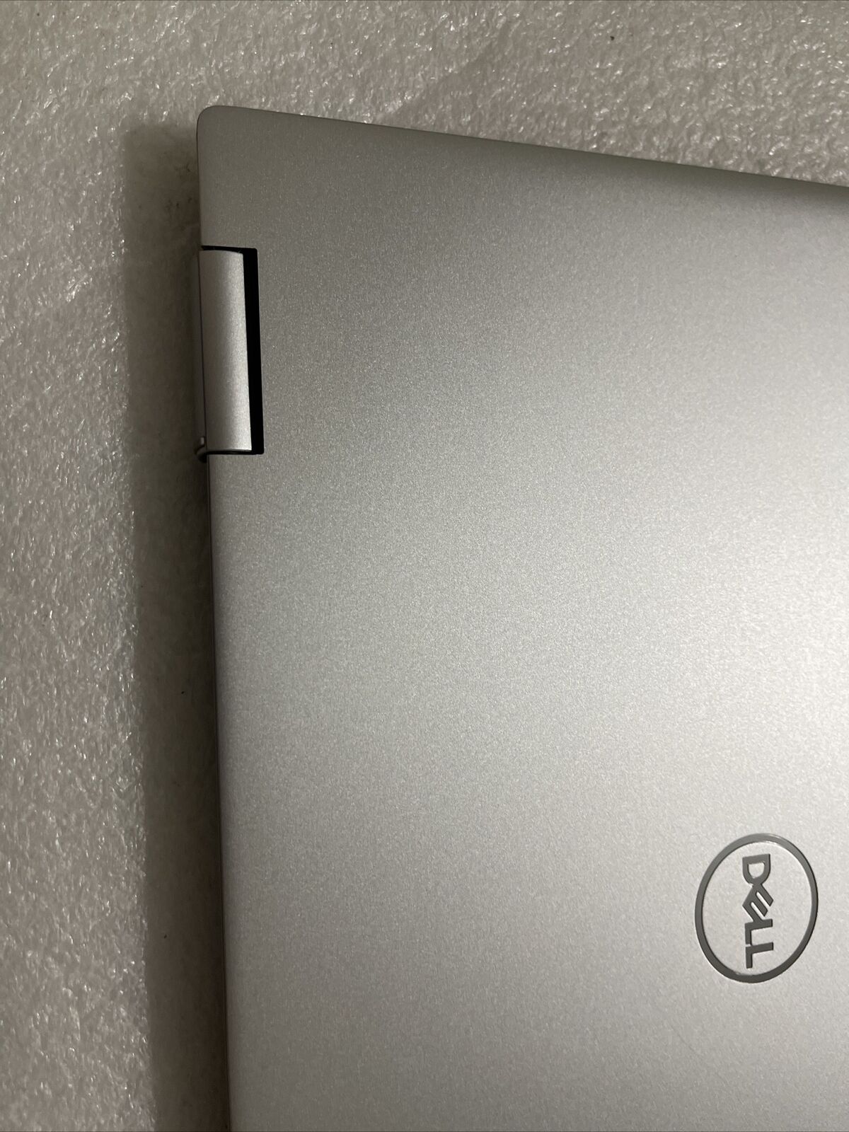 Defective Dell Inspiron 7620 2 in 1 16" FHD Touch Screen  Silver 3KCK8 R4F1S7