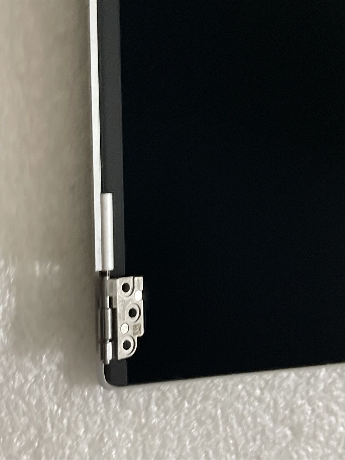 Defective Dell XPS 9320 Plus FHD+ 13.4" Touchscreen LCD Silver 29WPH B1D2