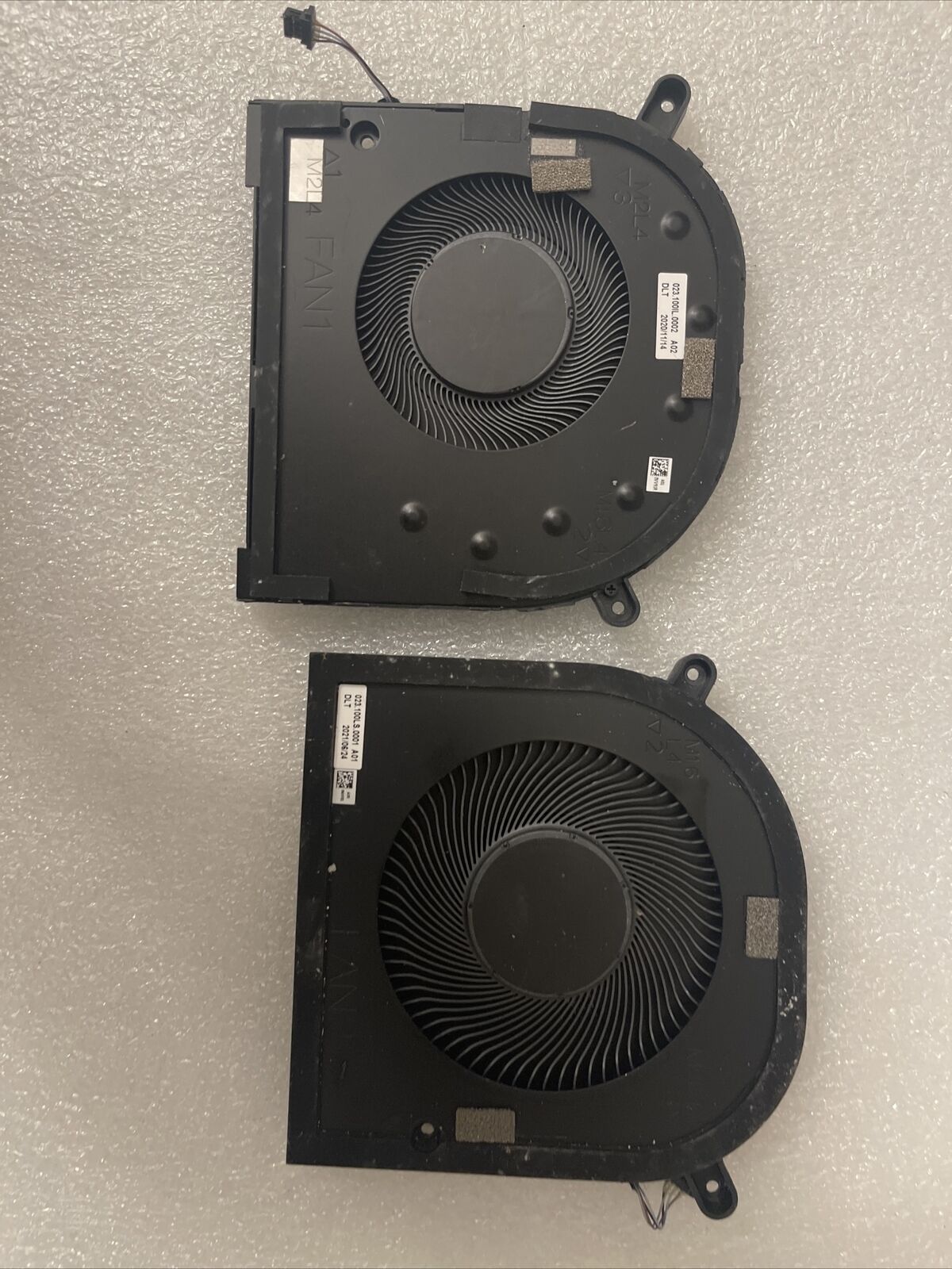Genuine DELL XPS 17 9720 Laptop CPU GPU Fans Fan 1 Fan2 DC5V 0MXF81 0P2FY9