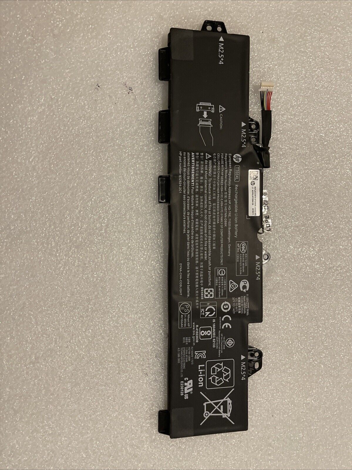HP EliteBook 850 G5 15.6"  Battery 11.55V 56Wh 4610mAh 933322-855 TT03XL