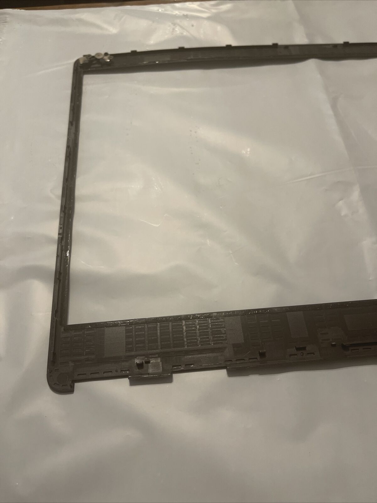 Genuine Dell Precision 7550 15.6" LCD Front LCD Bezel GN3XP 0GN3XP N4