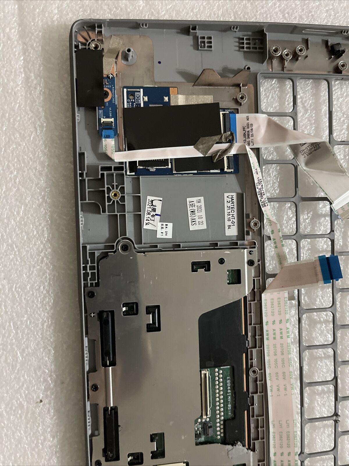 Genuine Dell Latitude 5320 Laptop Palmrest Touchpad Silver VJ41Y 0VJ41Y N1 A1