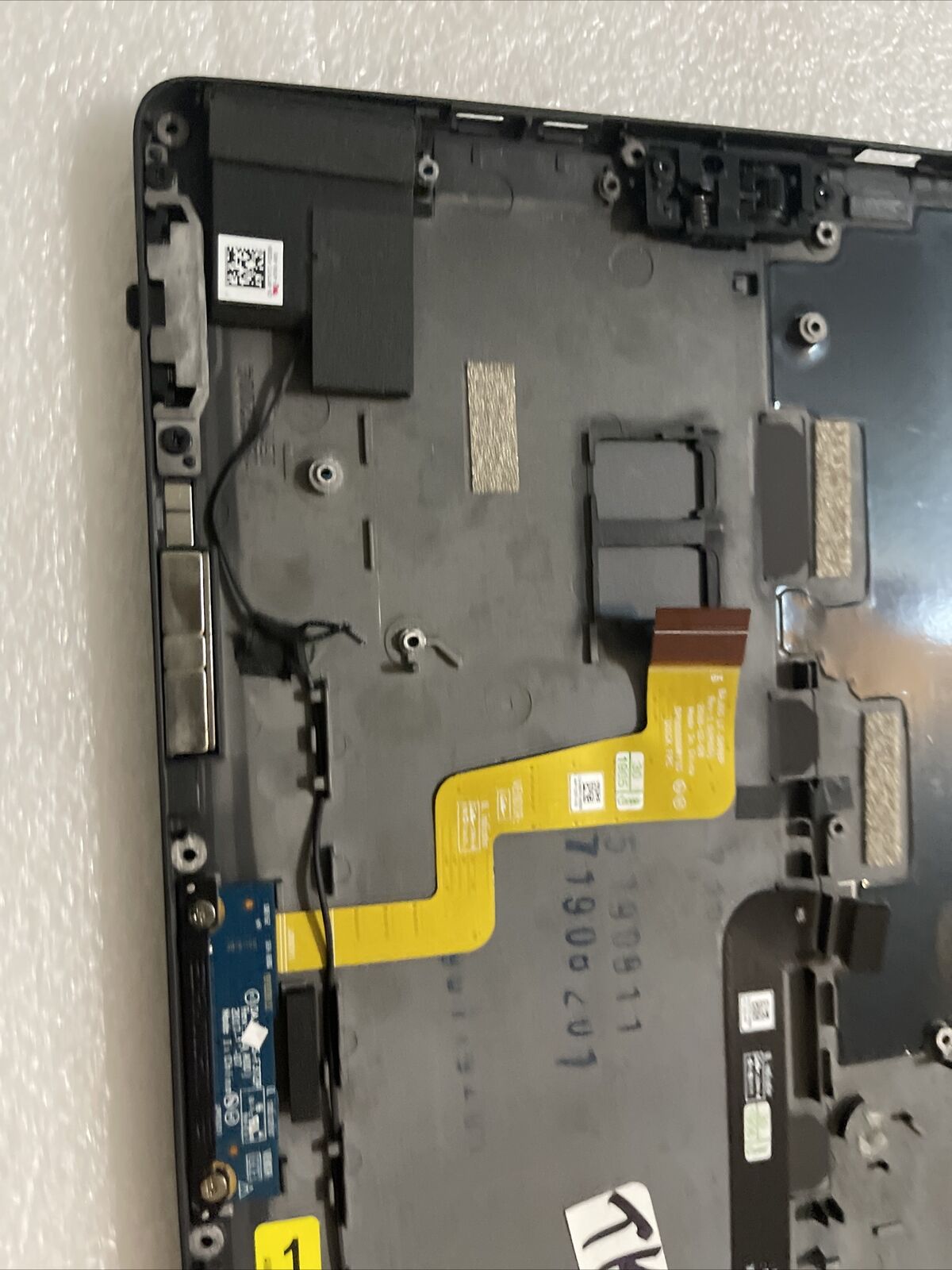 GENUINE DELL  LATITUDE 12 5290 LCd Top Back Cover Extras Black T17G TKR19 H8 B7