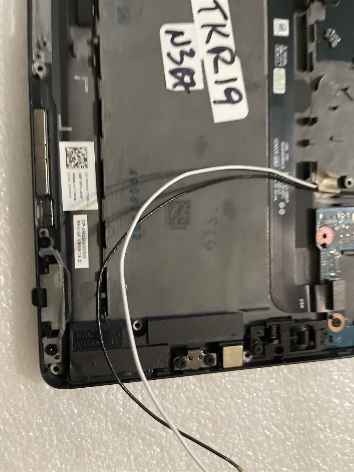 GENUINE DELL  LATITUDE 12 5290 LCd Top Back Cover Extras Black T17G TKR19 N3 B7
